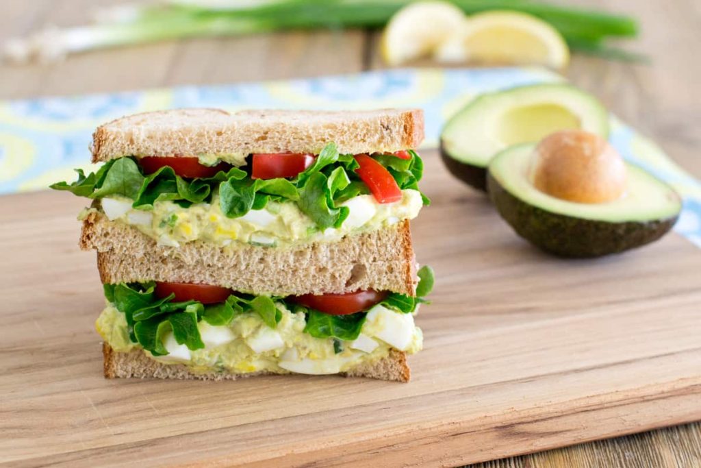 egg and veggie sandwich